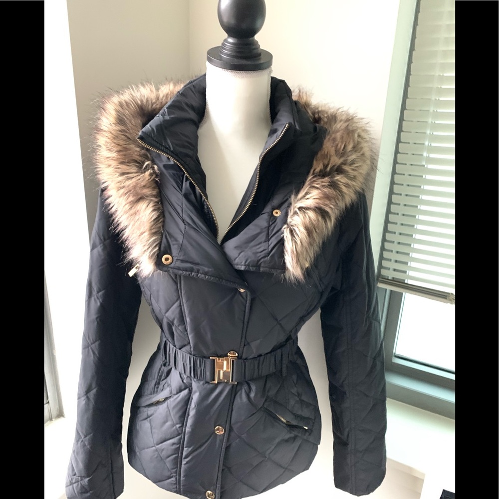 Express Quilted Black Puffer Jacket Faux Fur Hood